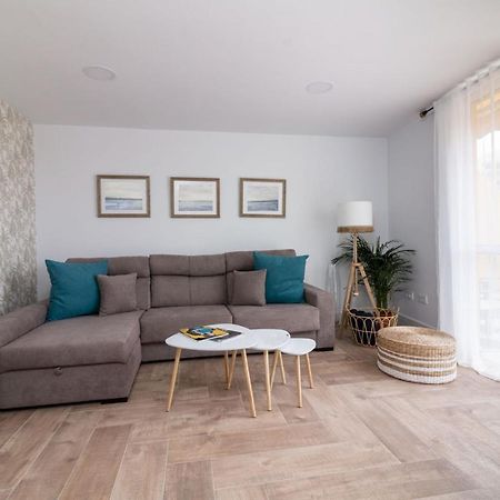 Homeforguest Atico Cecilia Con Vistas Al Mar En Los Cristianos لوس كريستيانوس المظهر الخارجي الصورة