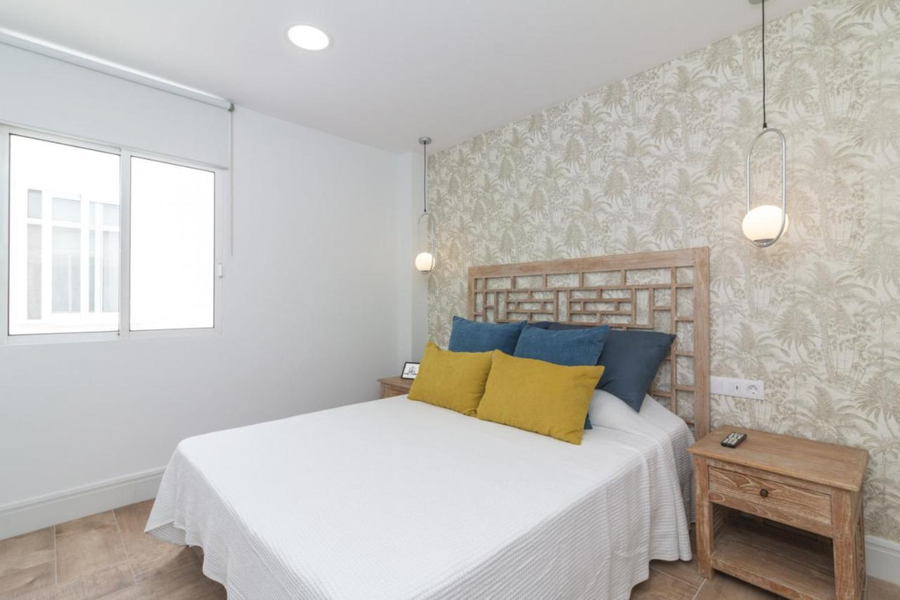 Homeforguest Atico Cecilia Con Vistas Al Mar En Los Cristianos لوس كريستيانوس المظهر الخارجي الصورة