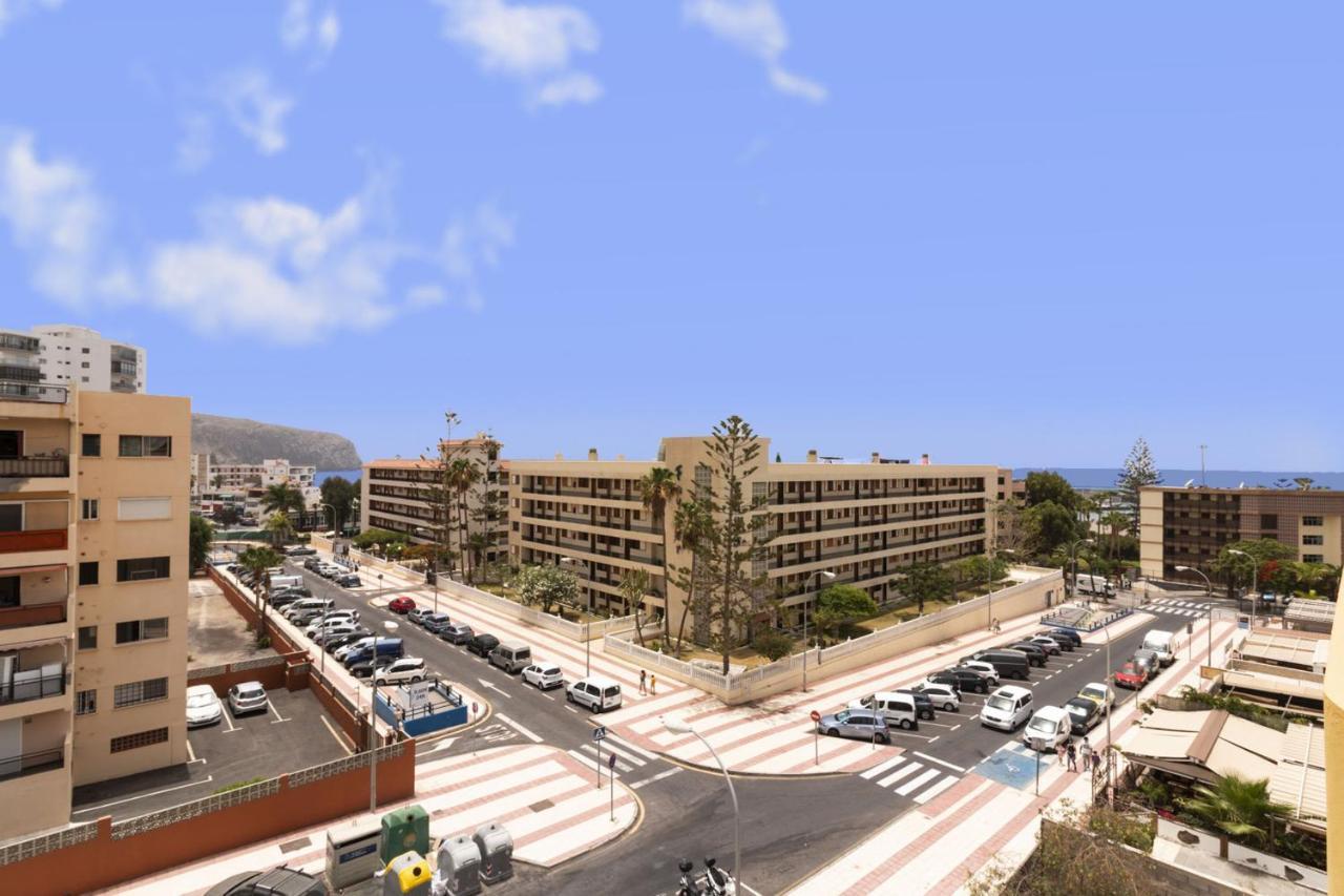 Homeforguest Atico Cecilia Con Vistas Al Mar En Los Cristianos لوس كريستيانوس المظهر الخارجي الصورة